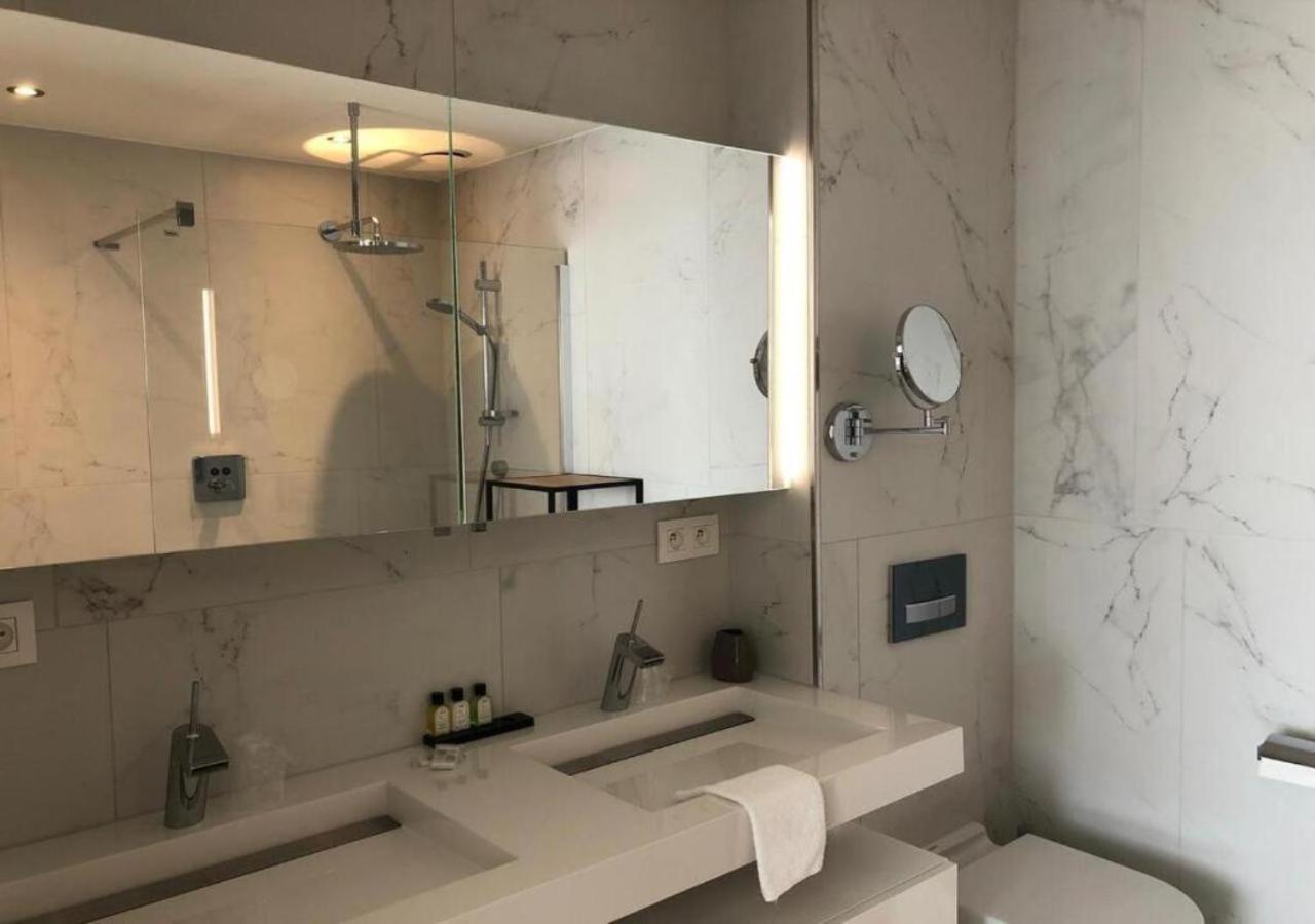 Acropolis - Luxury Appartments I Hotelservice And Parking มิดเดิลแกร์เกอ ภายนอก รูปภาพ